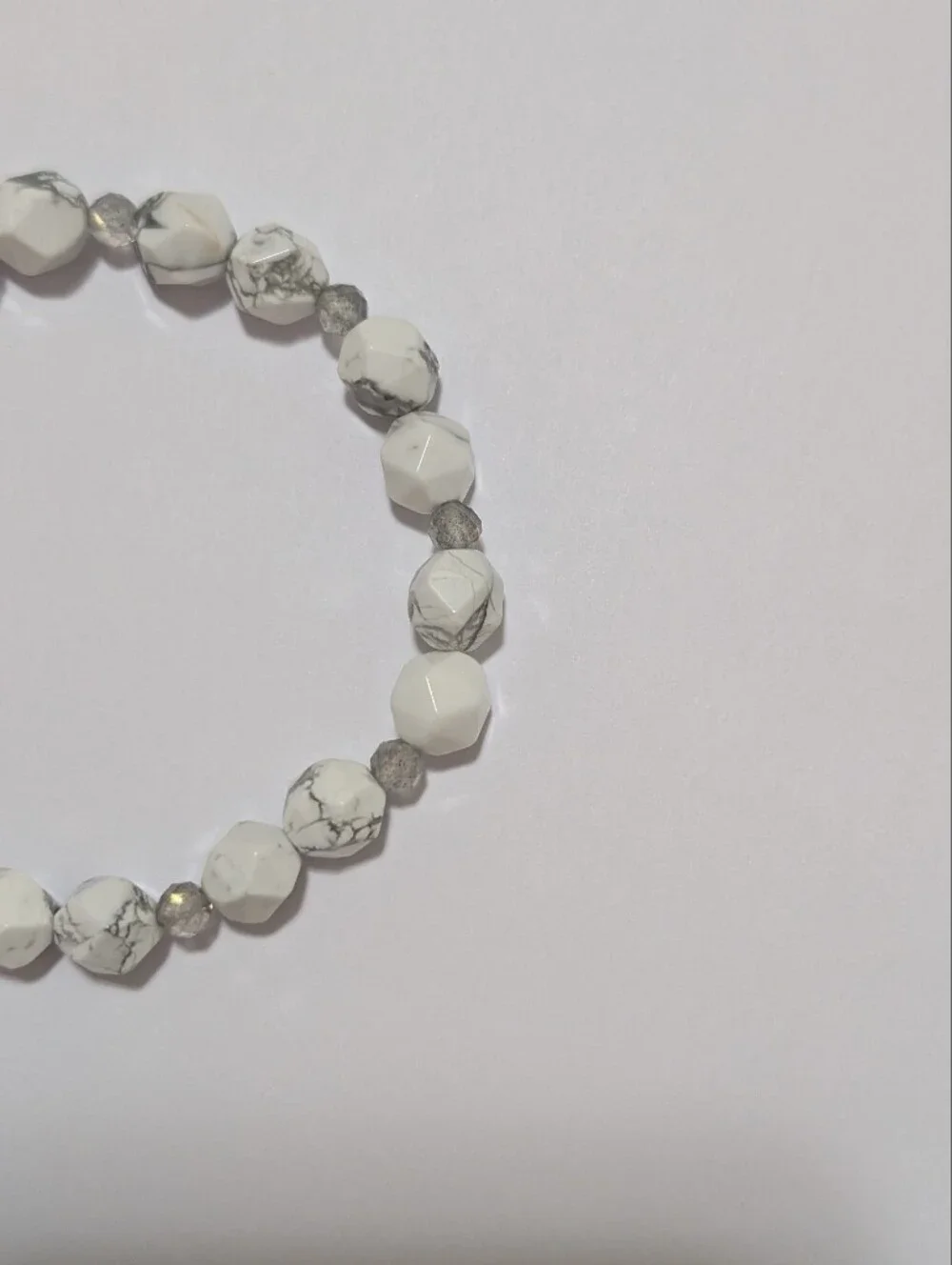 Howlite/Labradorite Bracelet